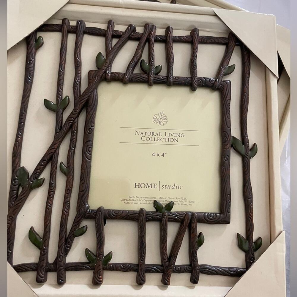 NIB Kohl’s Home Studio Photo Frame‎ for 4”x4” Picture